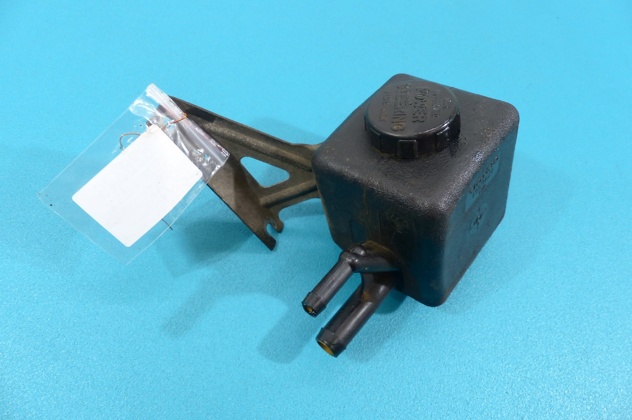 Zbiorniki wyrównawcze Volvo 740 2.3 wiel