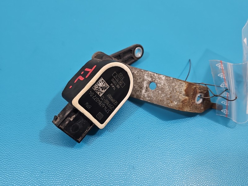 Czujnik poziomowania xenon bmw F30 6784072