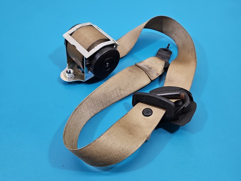 Pas bezpieczeństwa przód prawy pasażera Mercedes ML W164 A2518607685