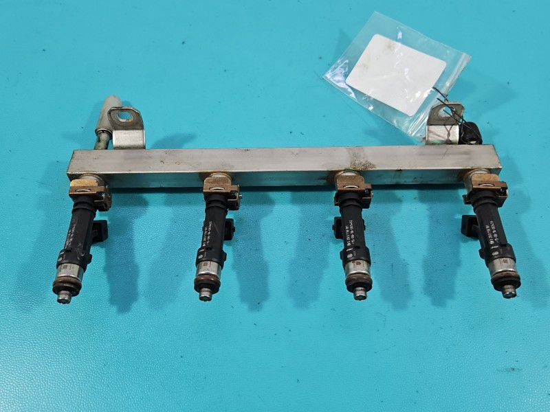 Wtryskiwacz Opel Corsa E 0280151258, 55572731, 0280158181 1.4 16V