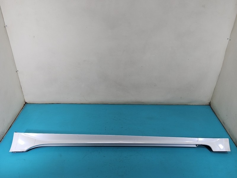 Listwa progowa lewa PRÓG NAKŁADKA Kia Stinger