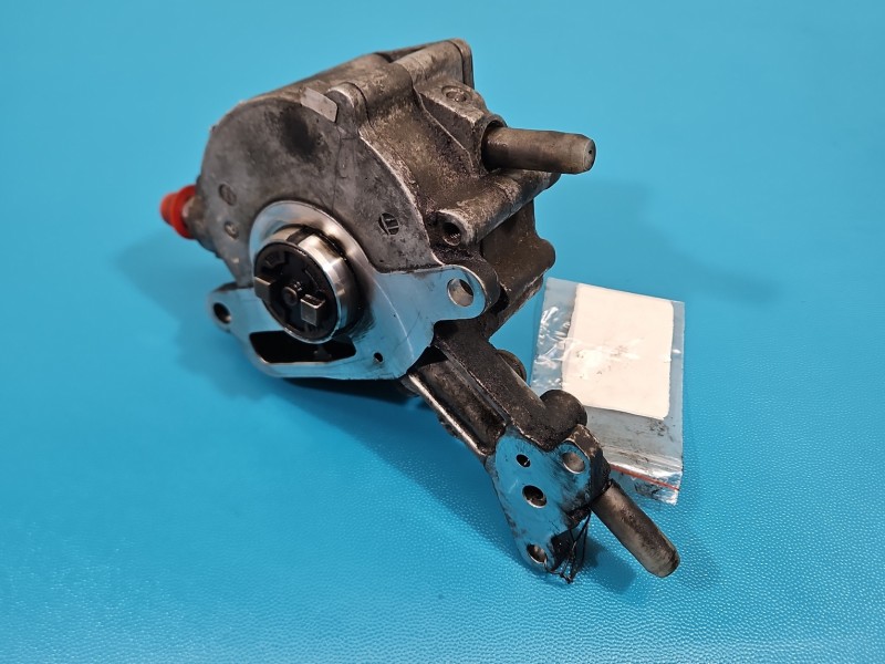 Pompa vacum Vw Passat B6 038145209C 1.9 TDI