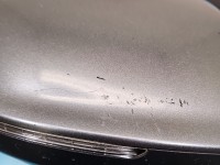 Lusterko prawe AUDI Q5 8R 08- LZ7S EUROPA / LAKIER: LZ7S / 7pin / 08-12 r / Odpryski europa