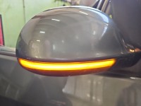 Lusterko prawe Vw Golf plus Europa /Lakier:LA6Q /Kierunkowskaz pływający / 6pin / Rysy na obudowie europa