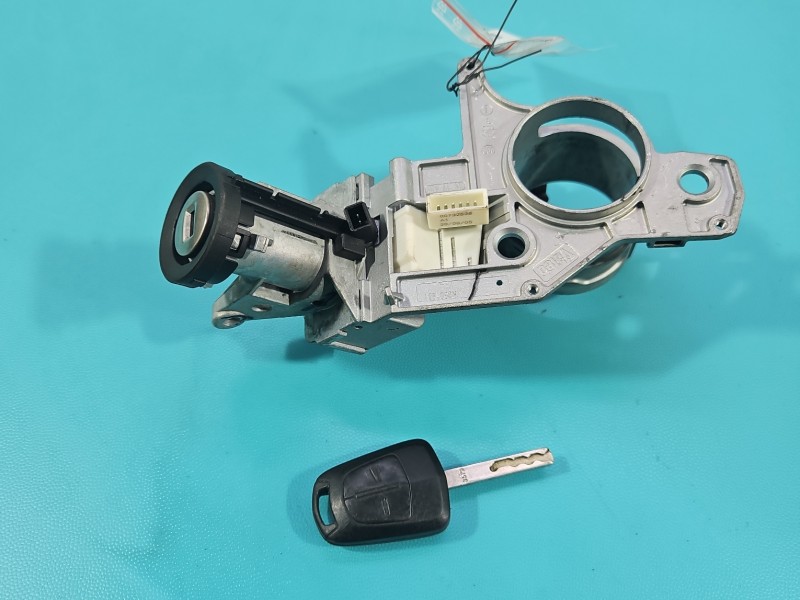 Stacyjka KLUCZYK WKŁADKA Opel Astra III H