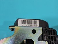 Pas bezpieczeństwa przód prawy pasażera Ford Transit Courier 14-23