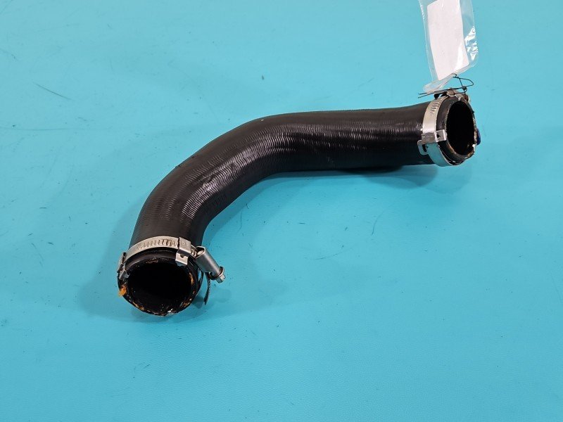 Rura przewód Producent części: OPEL, INTERCOOLERA Opel Insignia B 55514757 2.0 cdti (D20DTH) Rura przewód Producent części: OPEL, INTERCOOLERA Opel Insignia B 55514757 2.0 cdti (D20DTH)