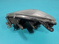 Reflektor prawy lampa przód Opel Zafira B EUROPA