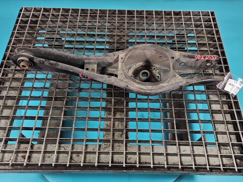 Wahacz tył prawy Hyundai I30 III 16-