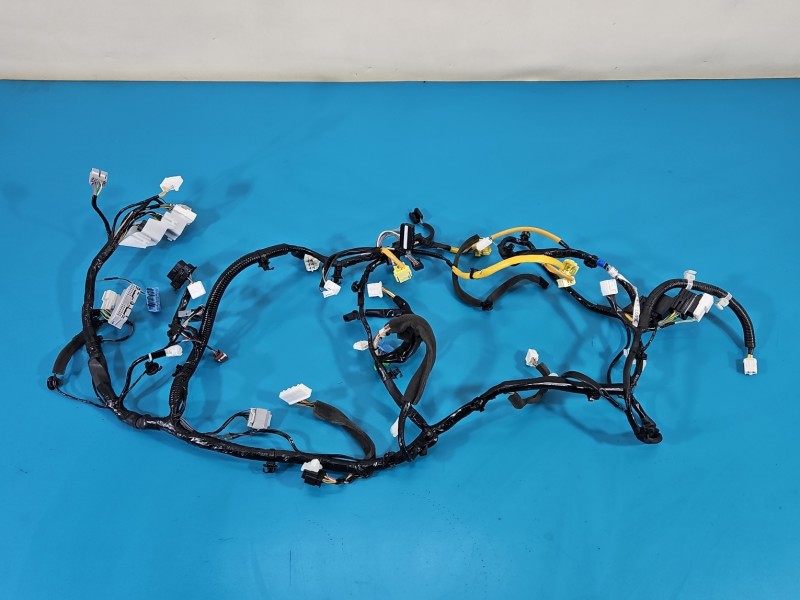 Wiązka instalacja Z pod deski rozdzielczej Suzuki Swift Mk8 36602-53RJ0-4-P