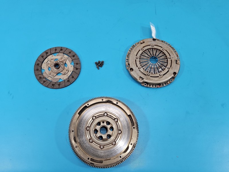 Dwumasa Koło dwumasowe Skoda Scala 2019- 05C105266 1.0 tsi