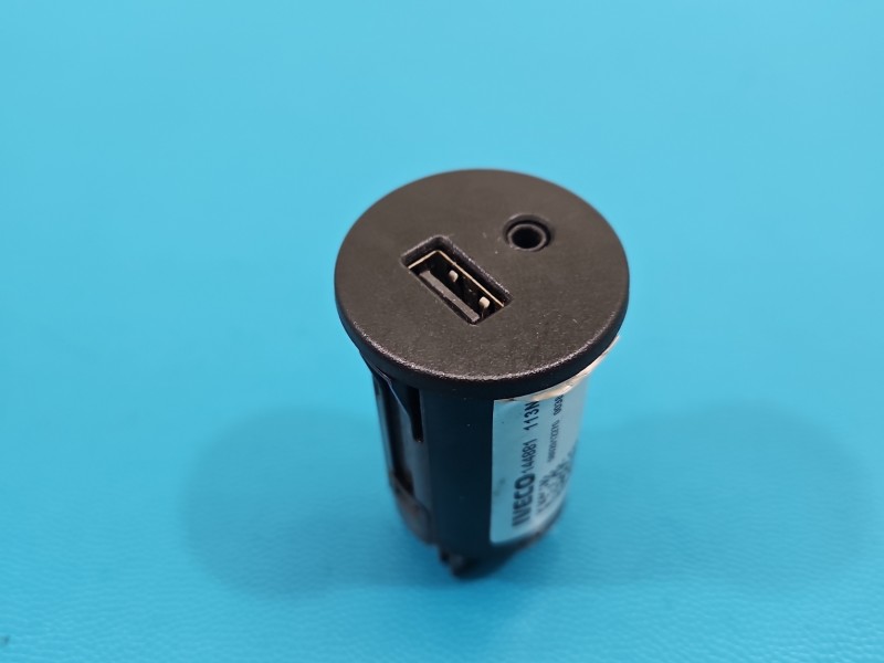 Gniazdo USB Iveco Daily V 14- 144881