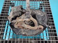 Zwrotnica lewa piasta przód 2.2 cdi Mercedes W211