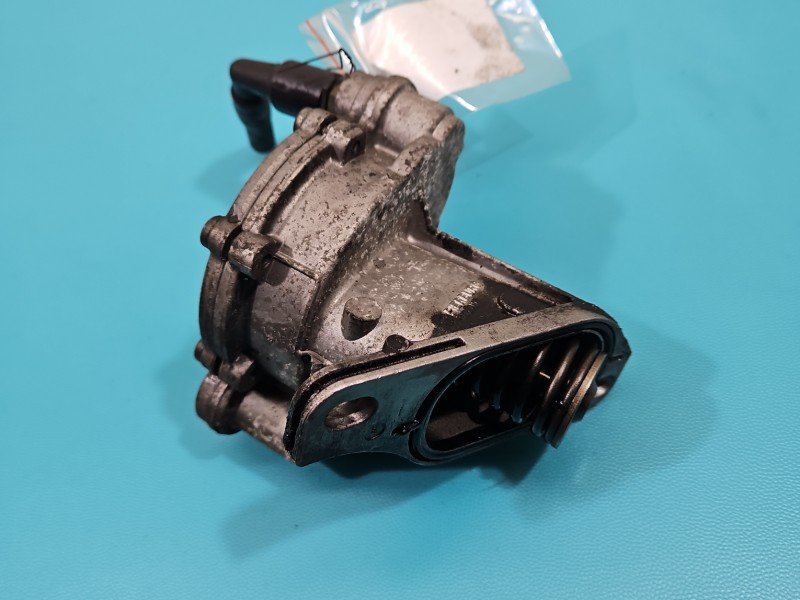 Pompa vacum Vw LT II 074145100A 2.5 tdi