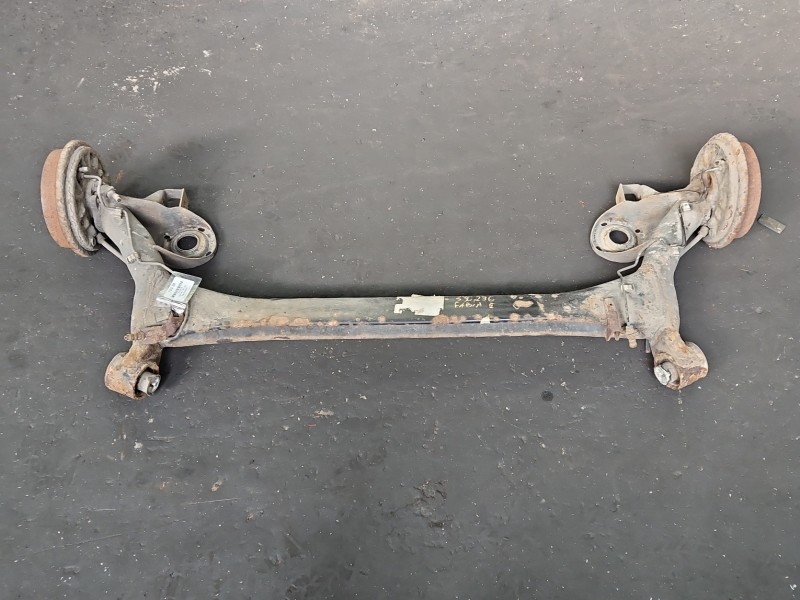 Tylna belka oś tył Skoda Fabia II 1.2 12V (BZG)