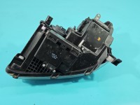 Reflektor prawy lampa przód Toyota Avensis II T25 EUROPA