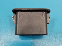 Przełącznik Jaguar, Klapy bagażnika Jaguar XE X760 31412055