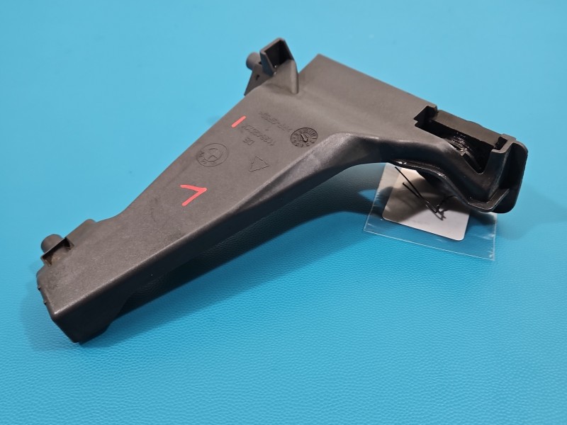 Mocowanie Producent części: BMW, Żaluzji atrapy Lewa uchwyt 1126420 5 G30 2017-2024