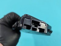 Przełącznik Producent części: BMW, Regulacji fotela przód prawy 5 G30 2017-2024 9384910