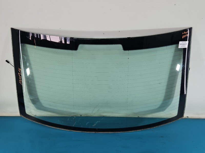 Szyba tylna KLAPY BAGAŻNIKA TYŁ Vw Jetta V sedan