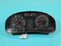 Licznik Vw Passat B5 3B0920802 2.3 VR5 EUROPA