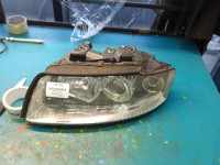 Reflektor lewy lampa przód Audi A4 B6 EUROPA