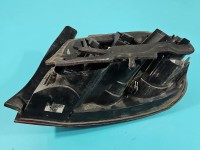 Lampa tył lewa Peugeot, Uszkodzone mocowanie wkładu, pęknięcie przy żarówce, valeo Peugeot 407 sedan