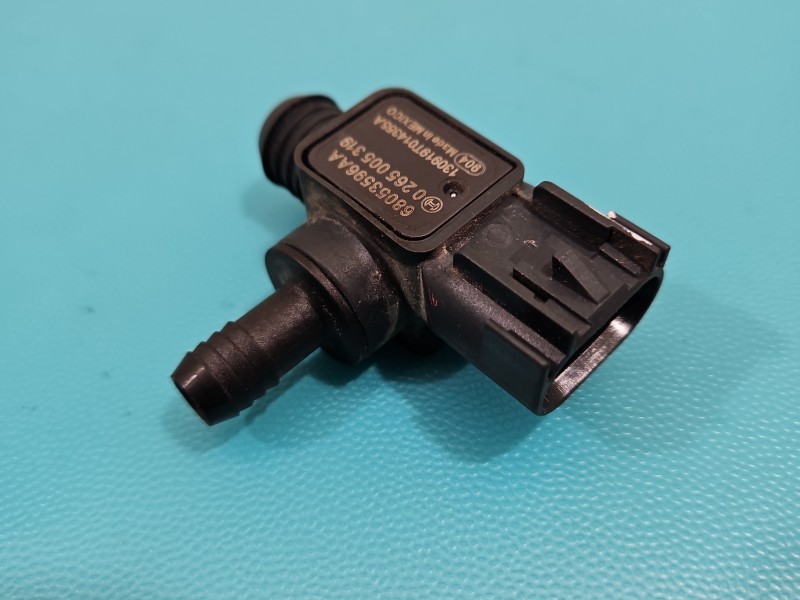 Czujnik Jeep Grand Cherokee IV WK2 0265005319