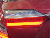 Lampa tył lewa klapy Toyota Corolla E16 E18 13- sedan EUROPA 81590-02A20