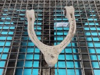 Wahacz przód prawy Mercedes W213 przedni