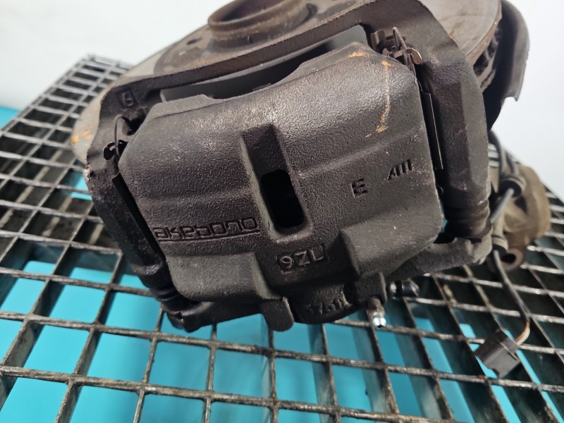 Zacisk przód prawy Renault Kadjar 1.3 TCe