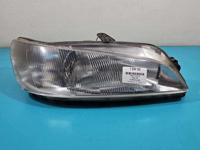 Reflektor prawy lampa przód Peugeot 306 EUROPA