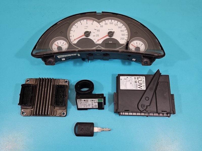 Komputer Sterownik silnika 09389429 Opel Corsa C 1.7 dti Komputer Sterownik silnika 09389429 Opel Corsa C 1.7 dti