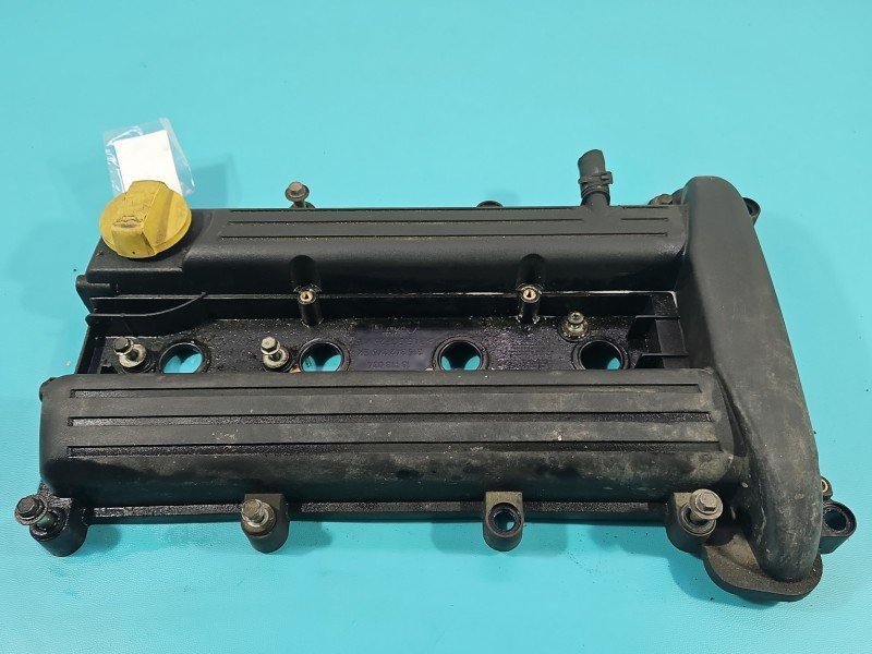 Pokrywa zaworów Opel Vectra C 2.2 16V Pokrywa zaworów Opel Vectra C 2.2 16V