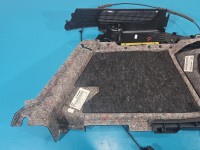 Tapicerka bagażnika lewa boczek Audi A4 B9 8W9863991E, 8W9863879