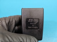 Pas bezpieczeństwa tył prawy + SPINKA Skoda Octavia III 5E9857447B, 8V0857740