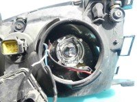 Reflektor prawy lampa przód Toyota Avensis I T22 EUROPA