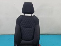 Fotel prawy przód pasażera Toyota Corolla E21 19- 4d EUROPA