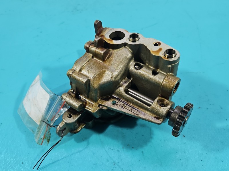 Pompa oleju Mercedes CLA C118 X118 1.3b 2821800600, 150007372R, 20210608