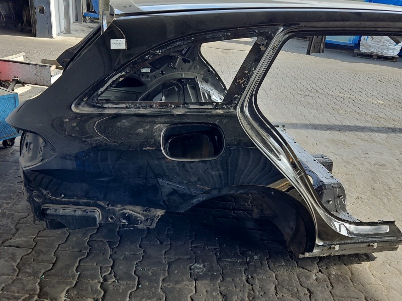 Błotnik tył prawy ćwiartka Mercedes W213 040 kombi