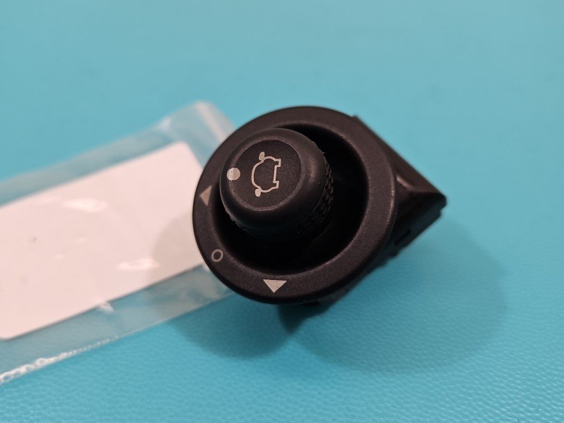 Przełącznik szyb Ford Transit Custom Producent części: FORD, CA6T-17B676-AA EU