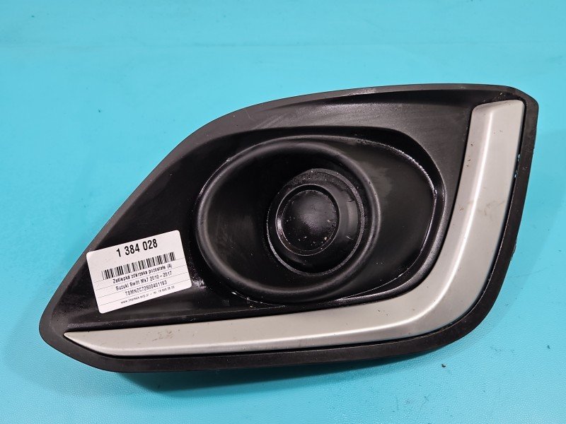 Zaślepka zderzaka Suzuki Swift Mk7 71761-60P Zaślepka zderzaka Suzuki Swift Mk7 71761-60P