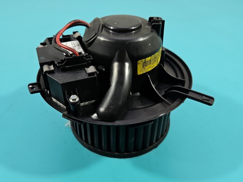 Dmuchawa nawiewu wentylator Skoda Octavia II europa 3C0907521B