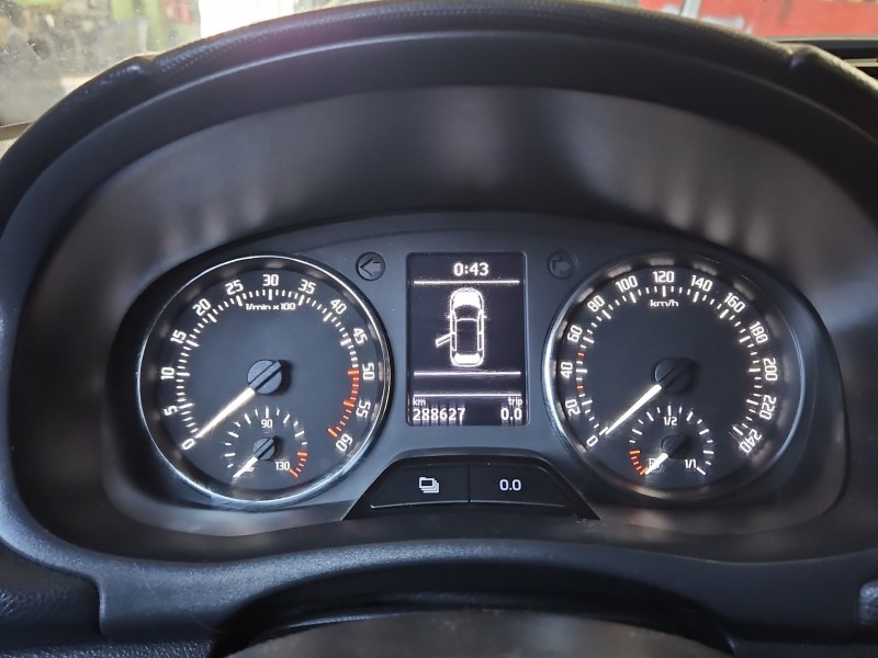 Licznik Skoda Fabia II 1.6 tdi CAYA 5J0920841K EUROPA