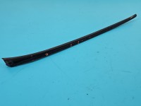 Listwa szyby czołowej prawa przedniej AUDI Q5 08- 8R0854328A