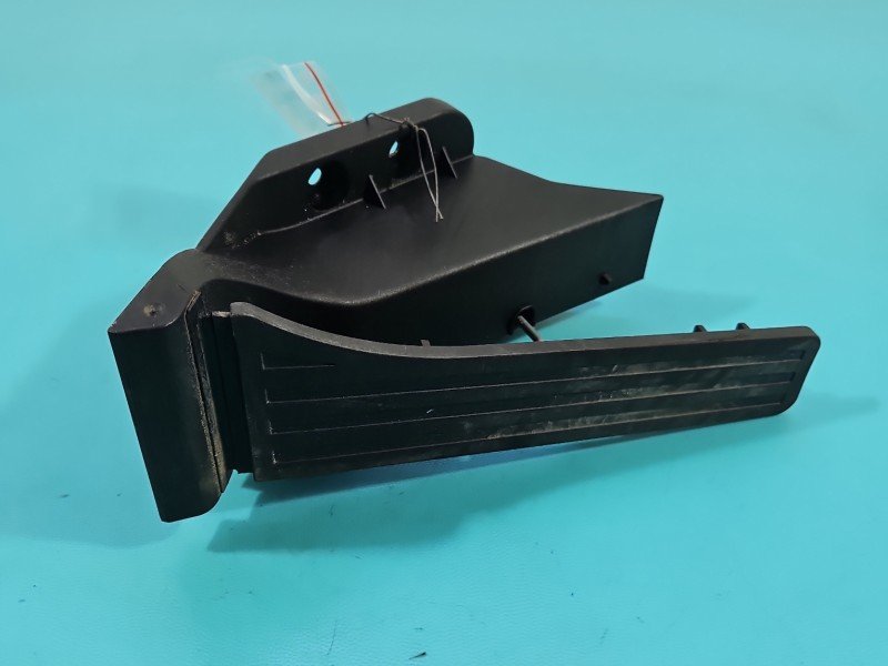 Pedał gazu potencjometr Mercedes W212 A2223001000 2,2.0 cdi