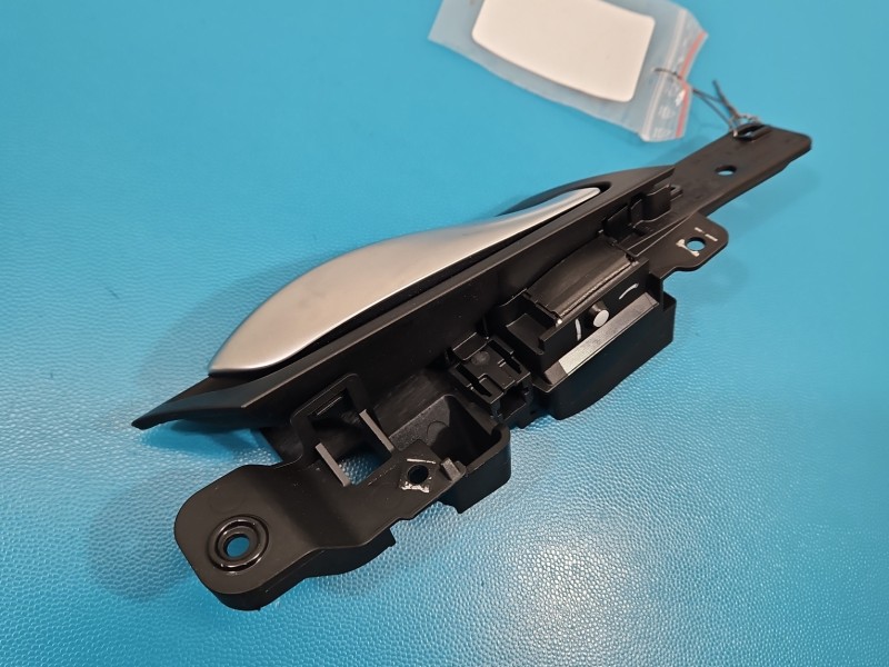 Klamka wewnętrzna tył prawa BMW X6 E71 9112440