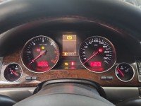 Licznik Audi A8 D3 4E0920901 3.0 tdi EUROPA
