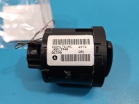 Przełącznik włącznik świateł Fiat Freemont 68041761AC