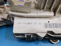 Zamek przód prawy 1697200835 Mercedes W169 EUROPA Mercedes, Europejska, 4pin. Uszkodzone zaczepy trzymające wtyczke